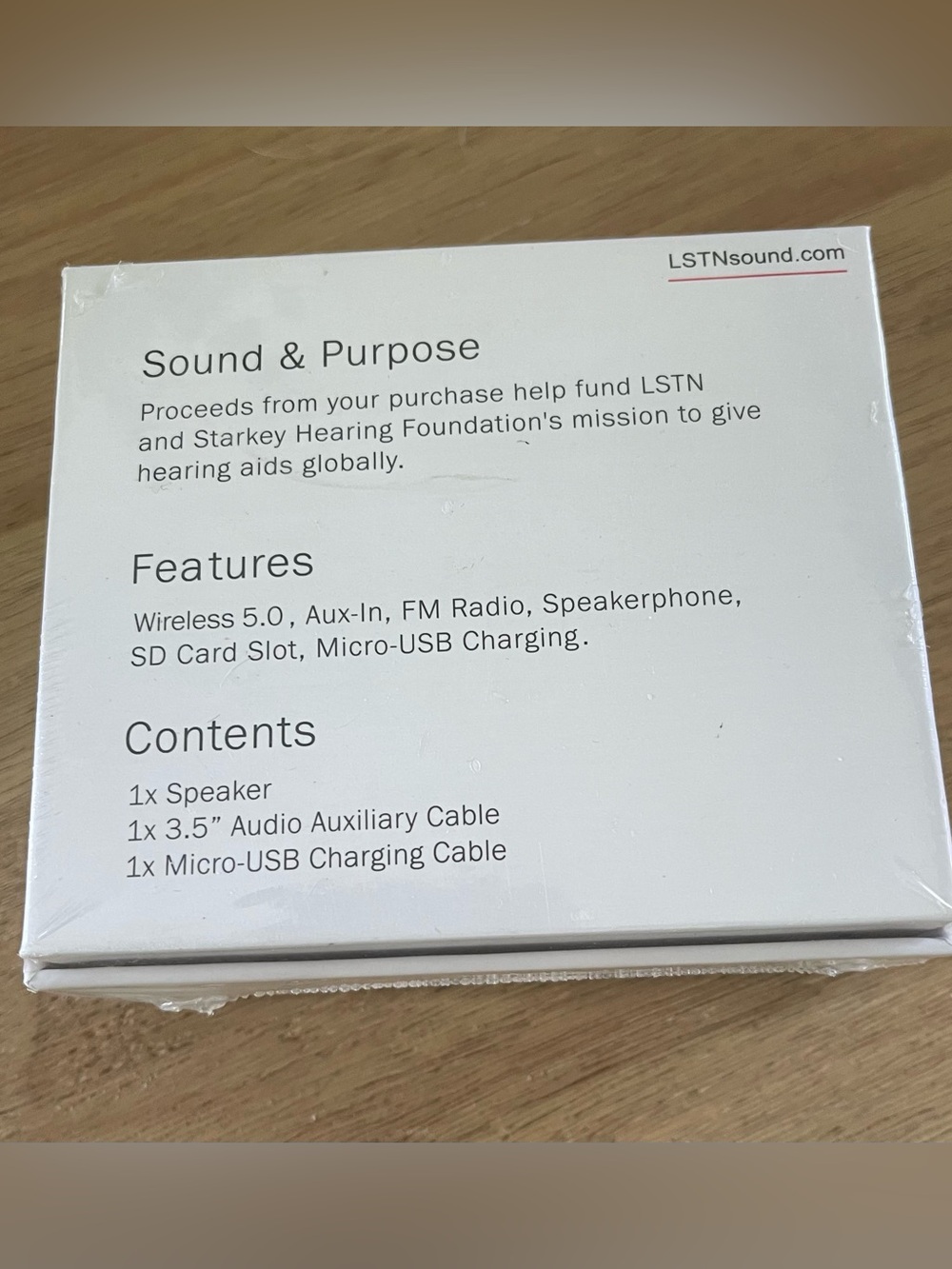 Wanderlust Portable Speaker by Wanderlust — White Fabric with Gold Trim - Picture 4 of 8